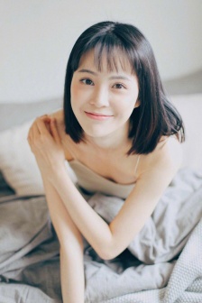 欧美FREESEX呦交摘花出血